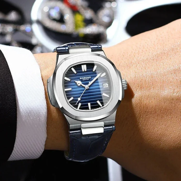 Brown leather Luxe Aventri watch